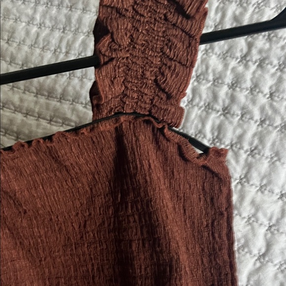 Chic Ruffled Brown Crop Top - Picture 3 of 3